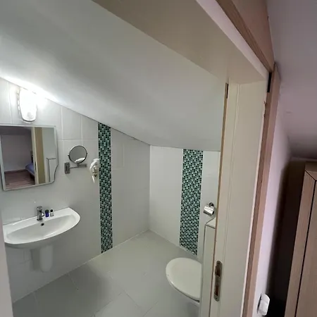 מלון Agartha קמר